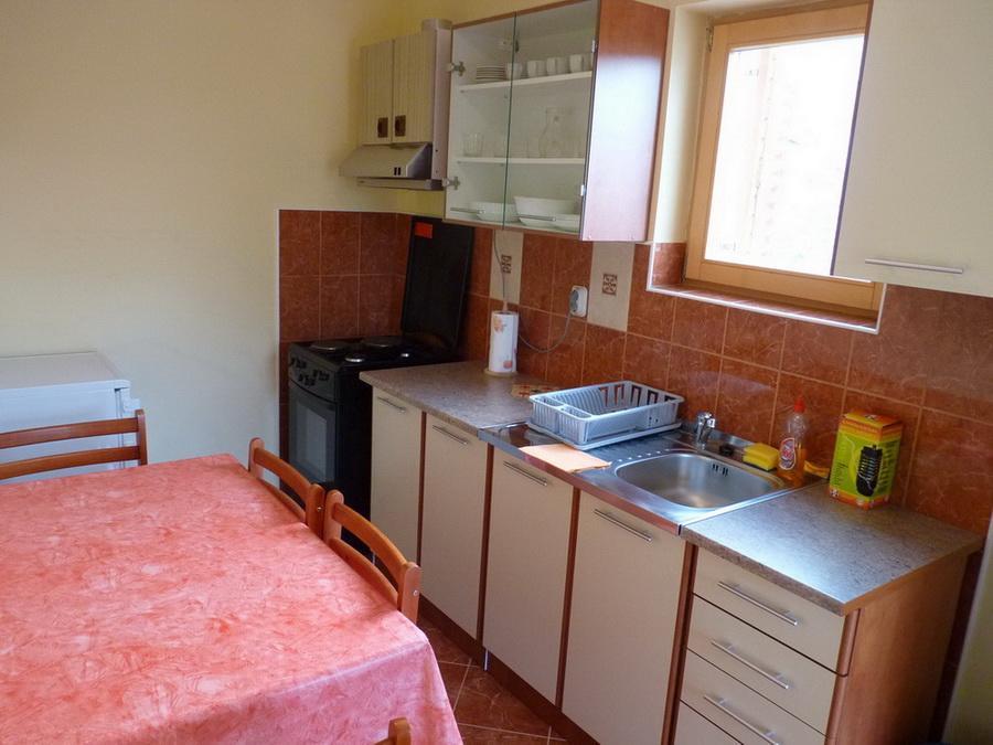 Apartmani Emily Nin Extérieur photo