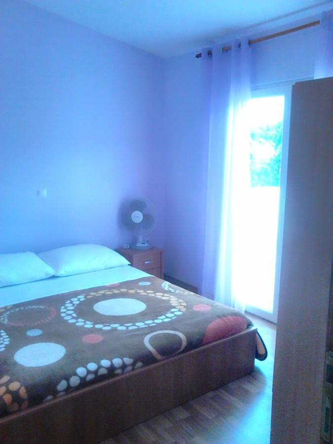 Apartmani Emily Nin Extérieur photo